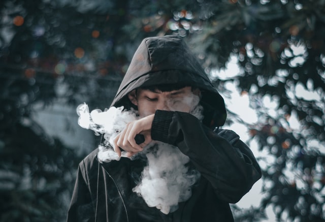 how to use a vape pen for the first time